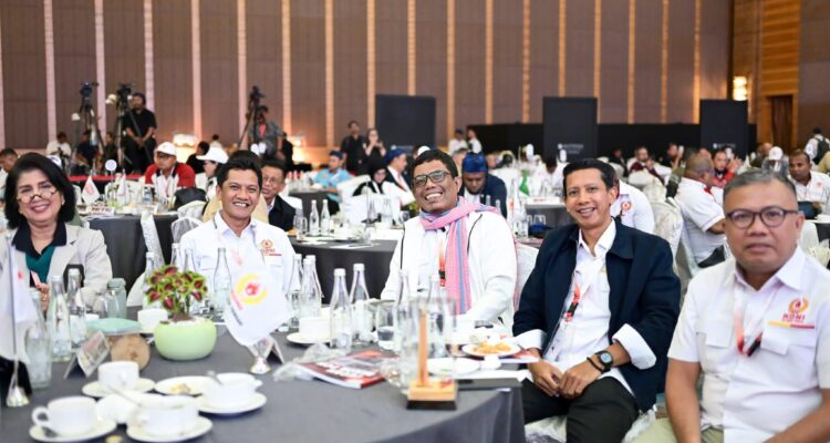 Rakernas KONI Pusat